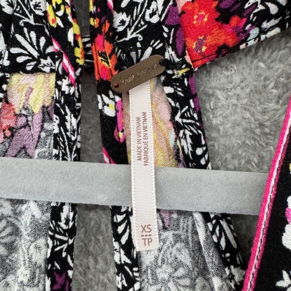 Free People Top Womens XS Black Dream Darlin Deep V-Neck Babydoll Boho Flowy - Picture 3 of 14